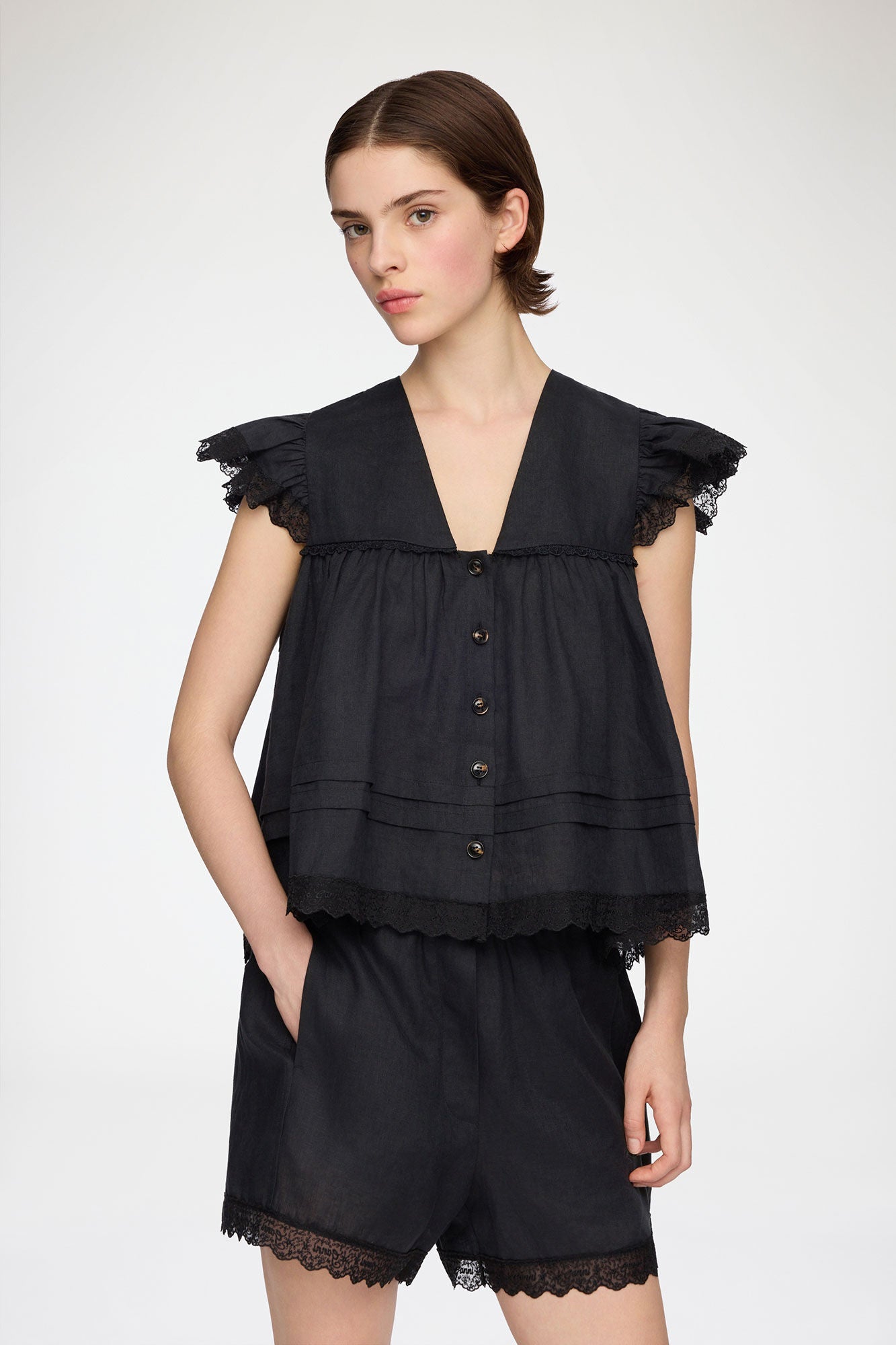 Blouse in Black Linen - GANNI