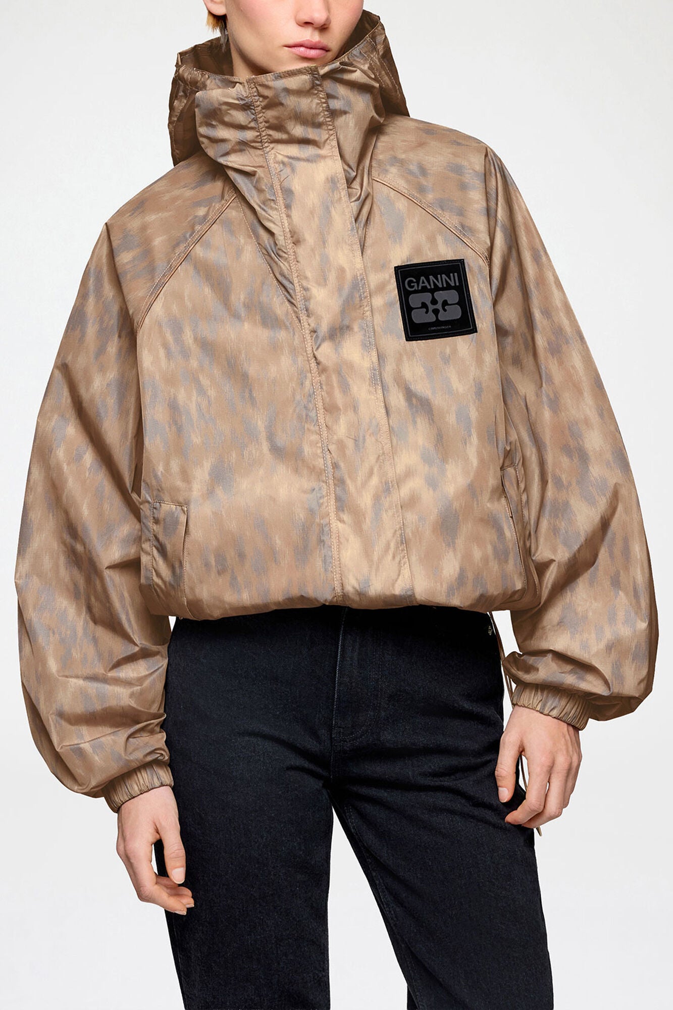 Flyweight Jacket in Printed Nylon - GANNI