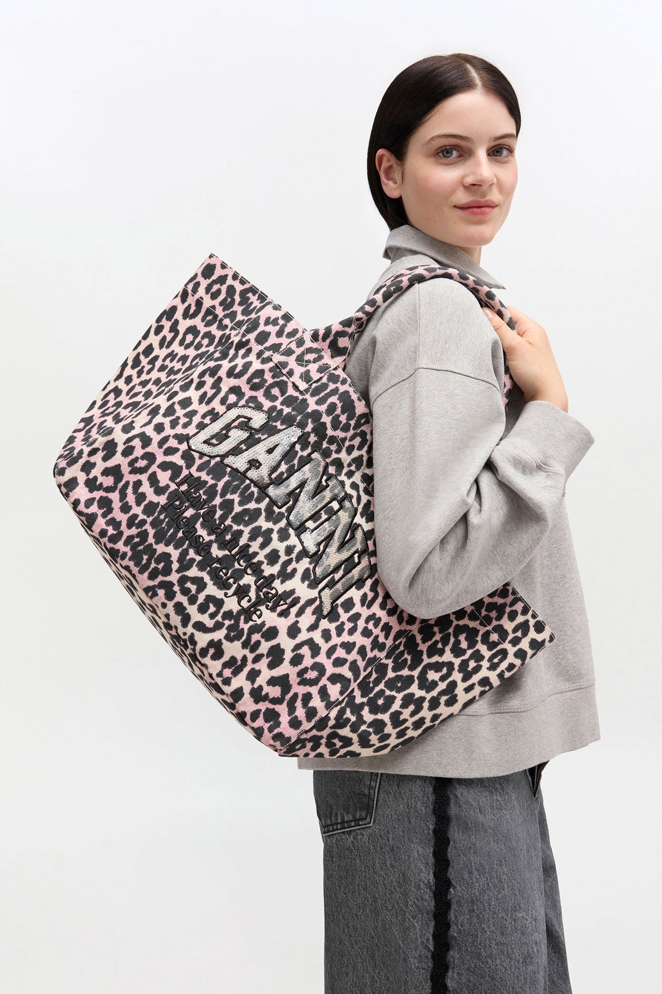 Bleached Mauve Leopard Medium Tote - GANNI