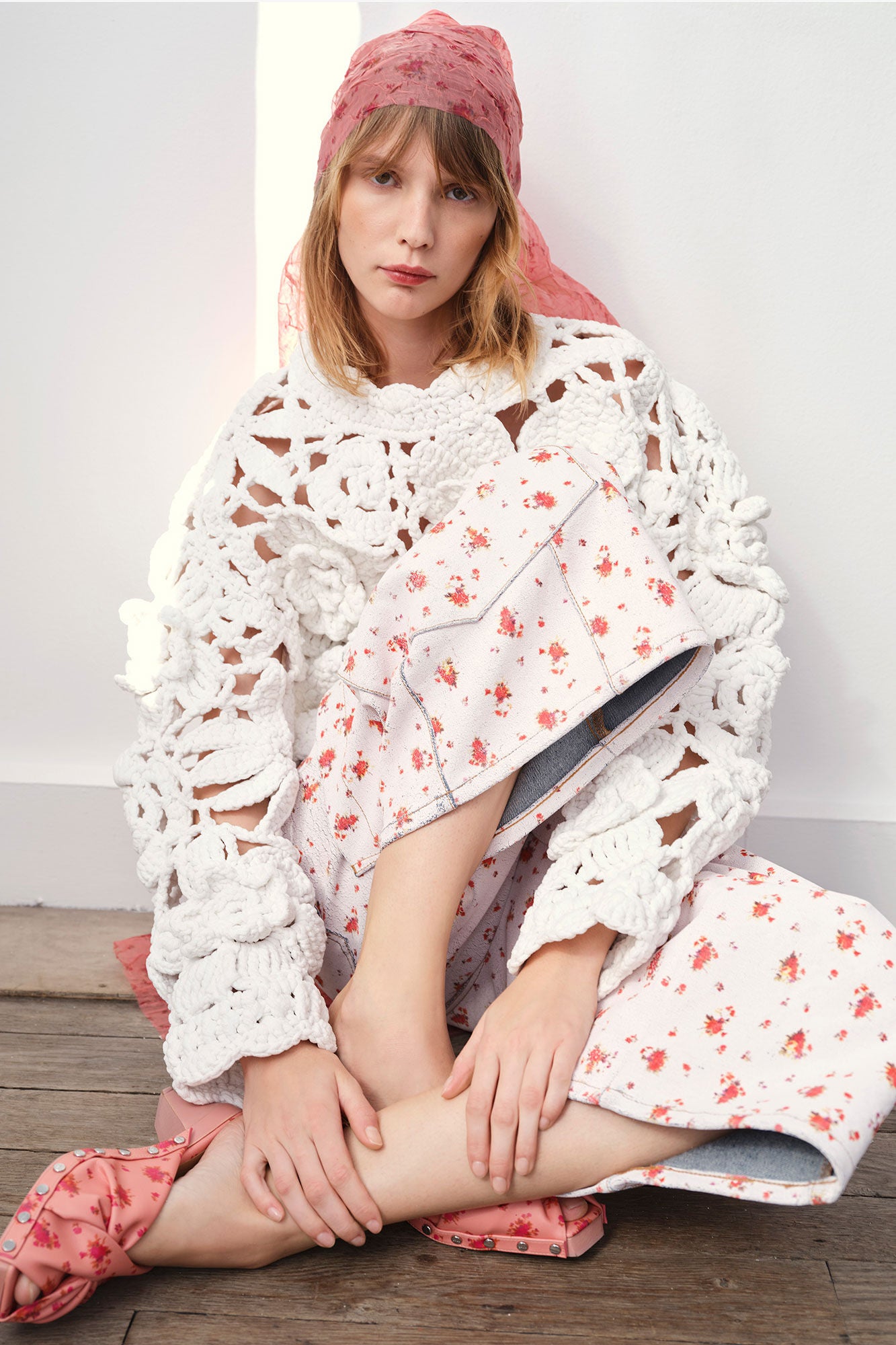Hand Crochet Crewneck in White - GANNI