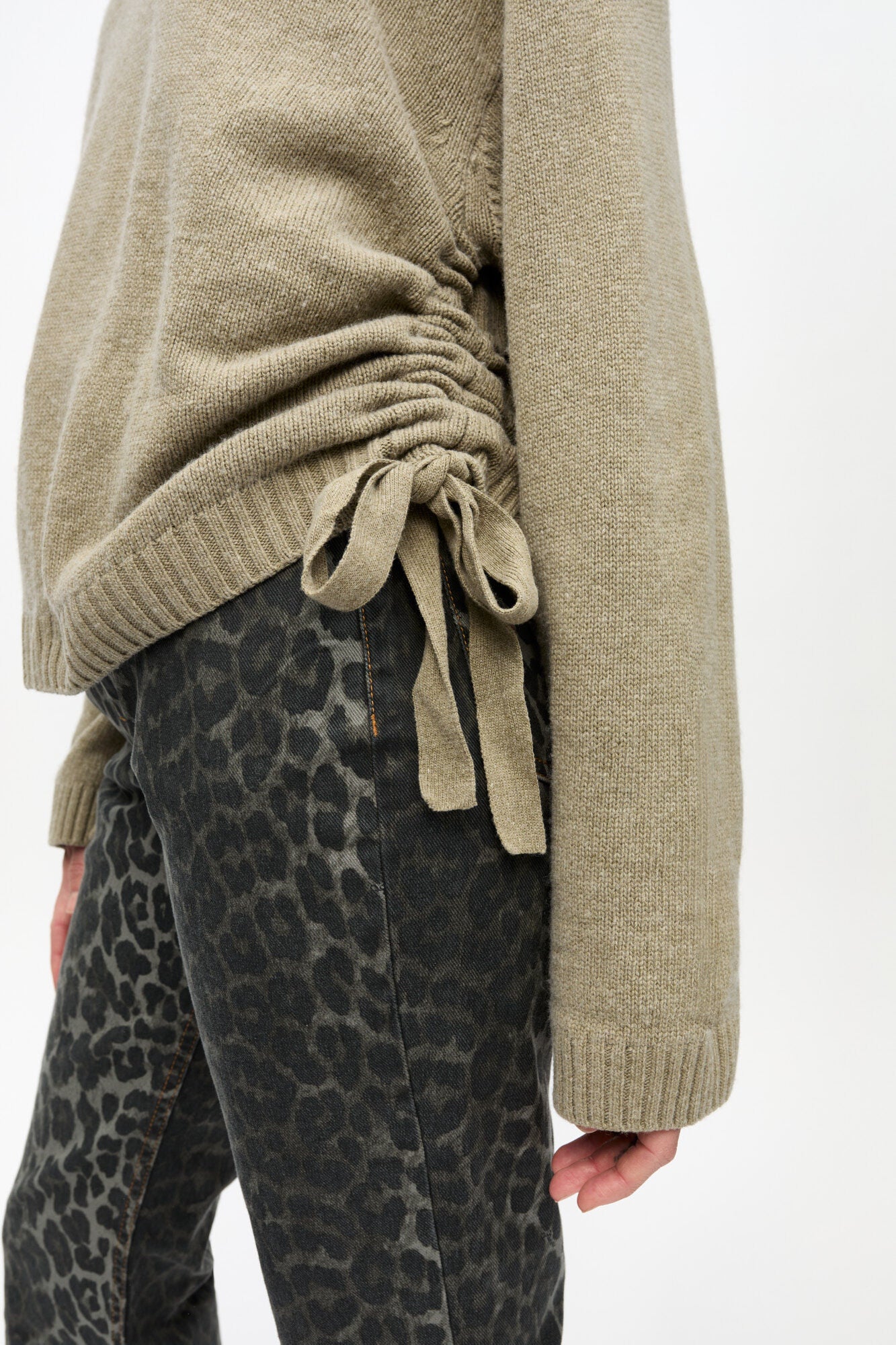 Brown Future Wool Mix Oversized Sweater - GANNI