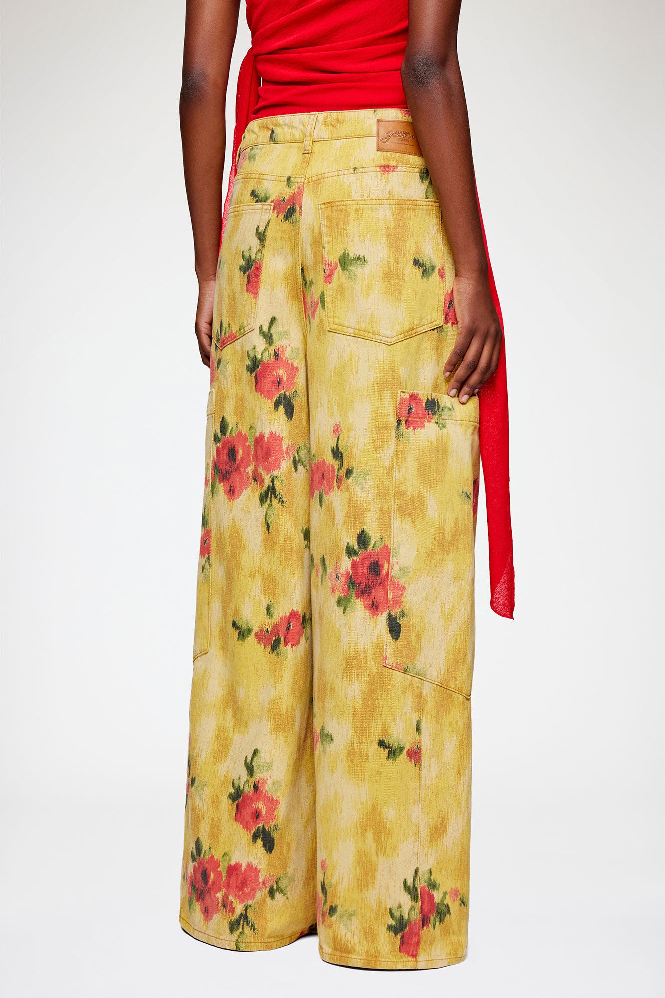 Baggy Cargo Jeans in Printed Denim - GANNI