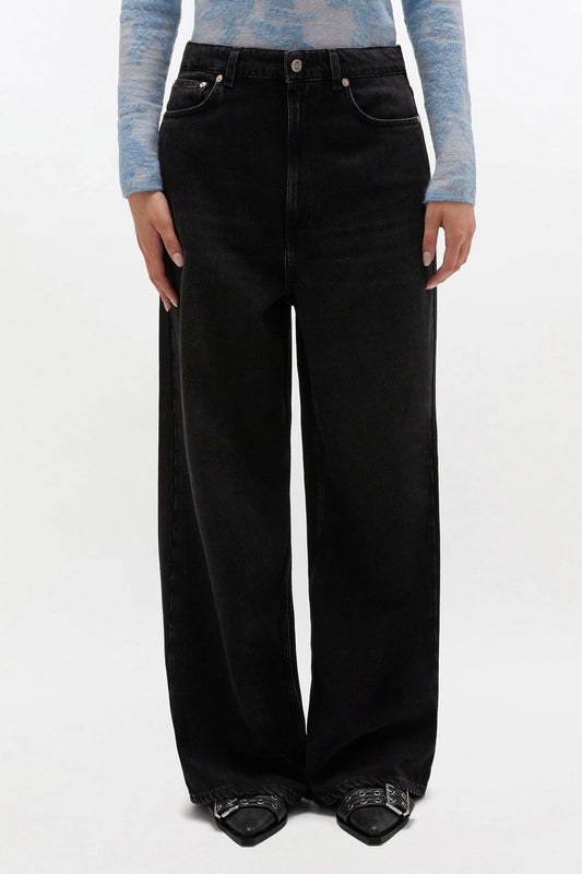 Baggy Jeans in Black Washed Denim - GANNI