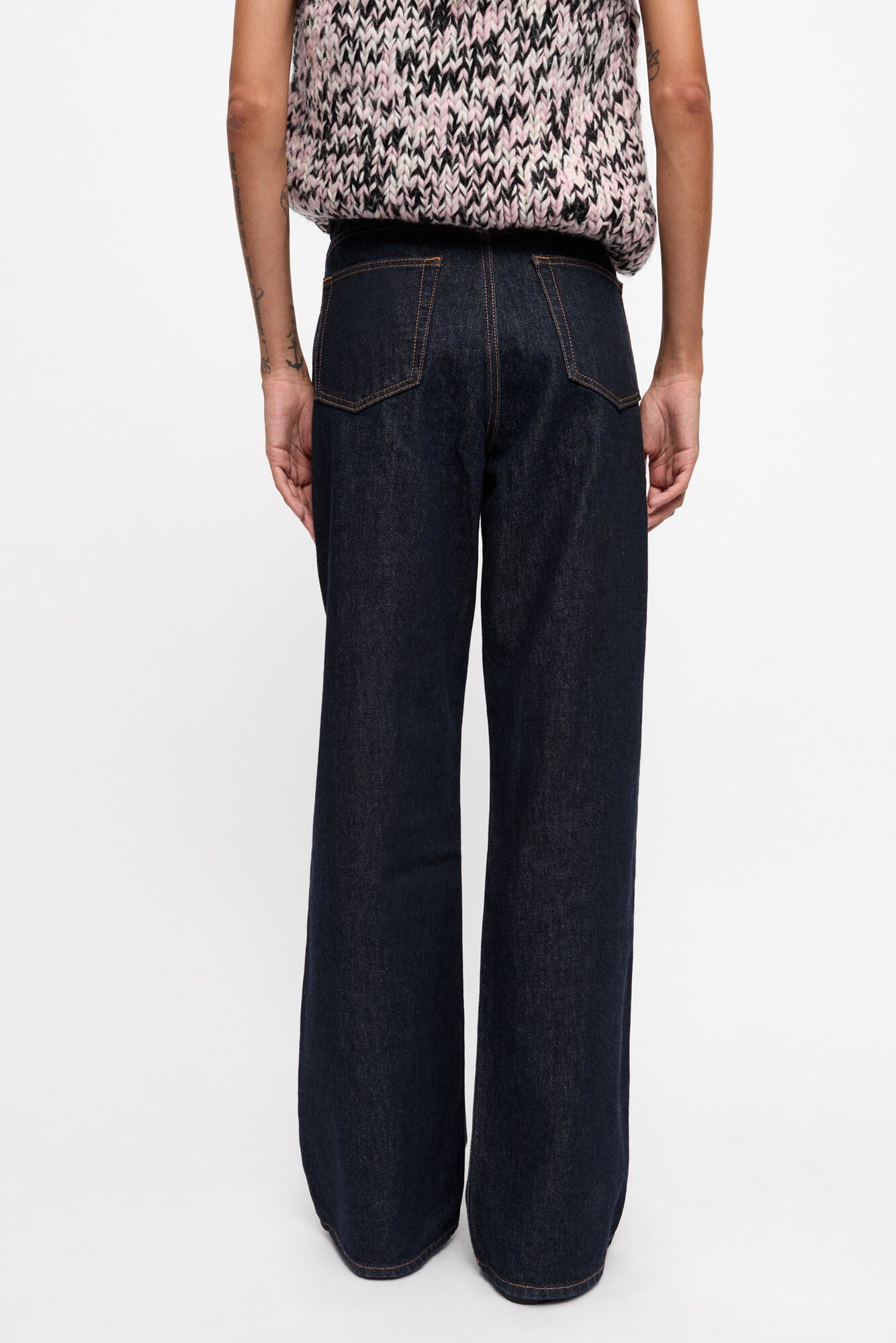 Izey Jeans in Rinse Denim - GANNI
