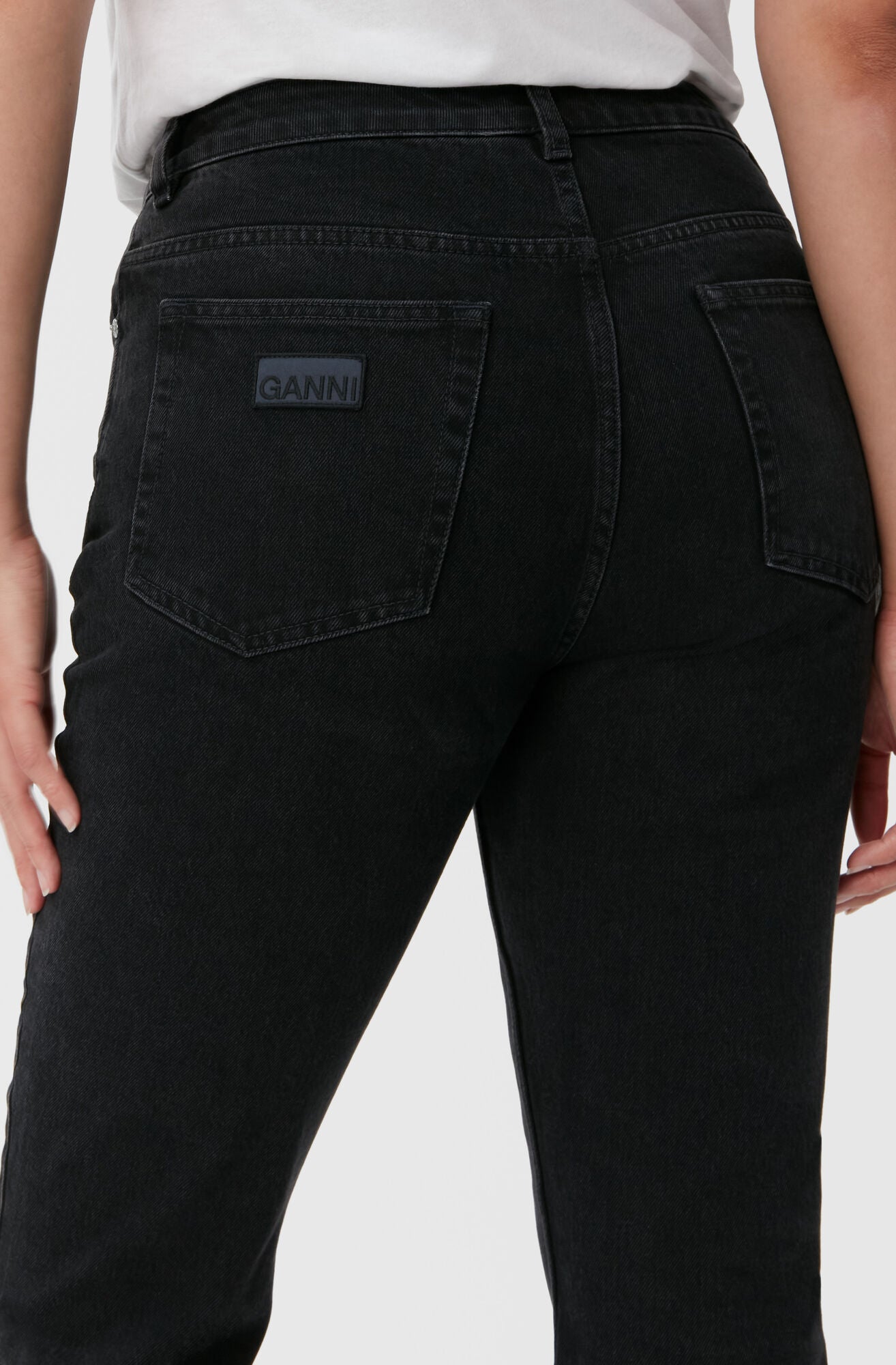 Betzy Cropped Jeans - GANNI