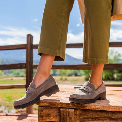 Born Shoes Carrera